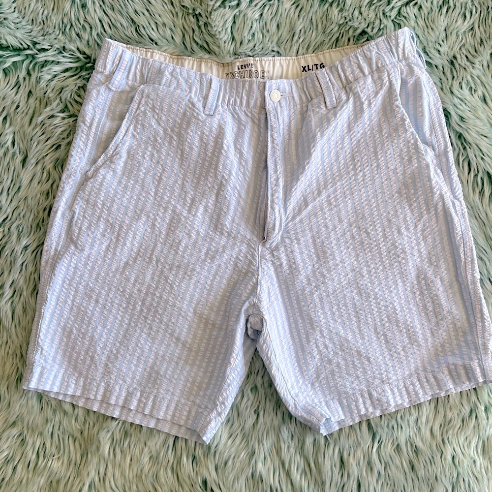 Men’s Levi’s XX Chino EZ Shorts. Size XL